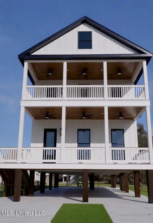 423 S Girard Avenue, Long Beach, MS 39560