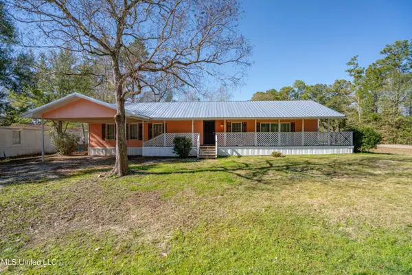 10735 Luawai Way, Diamondhead, MS 39525