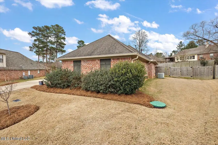 529 Willow Valley Circle, Brandon, MS 39047 - Image #2
