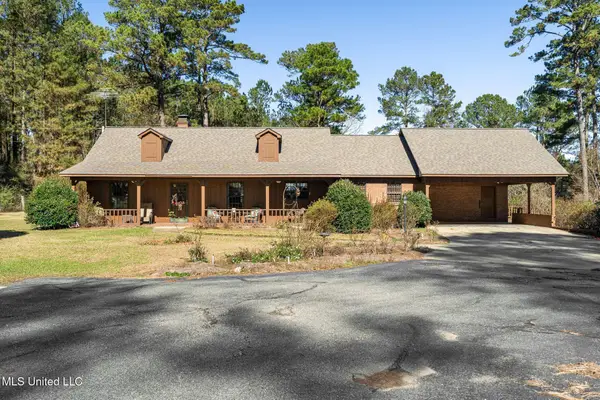 307 Salem School Road, Collins, MS 39428
