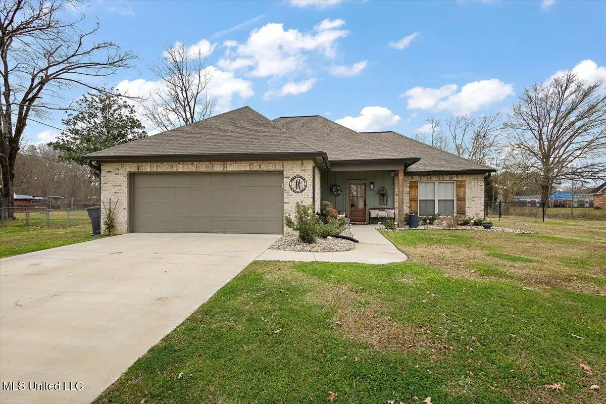 3175 Stark Drive, Pearl, MS 39208 - Image #1