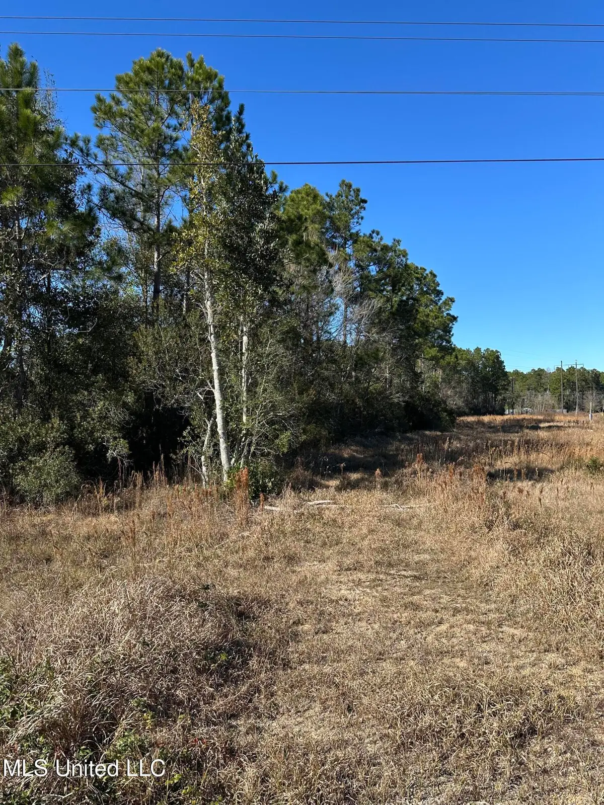 7900 Us-90, Moss Point, MS 39562 - #1