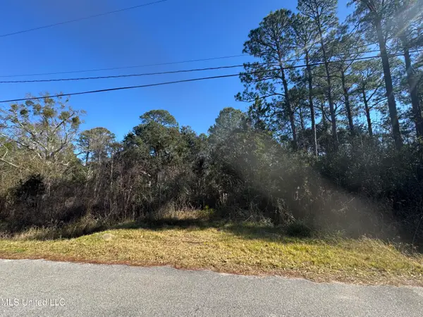 6216 Saint Martin Road, Biloxi, MS 39532