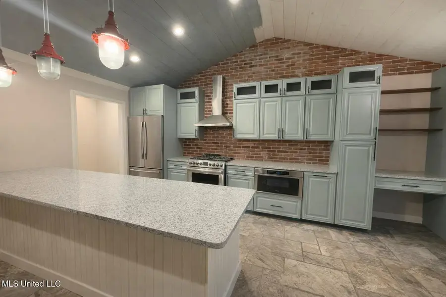 8112 Green Valley Cove, Southaven, MS 38671 - Image #2