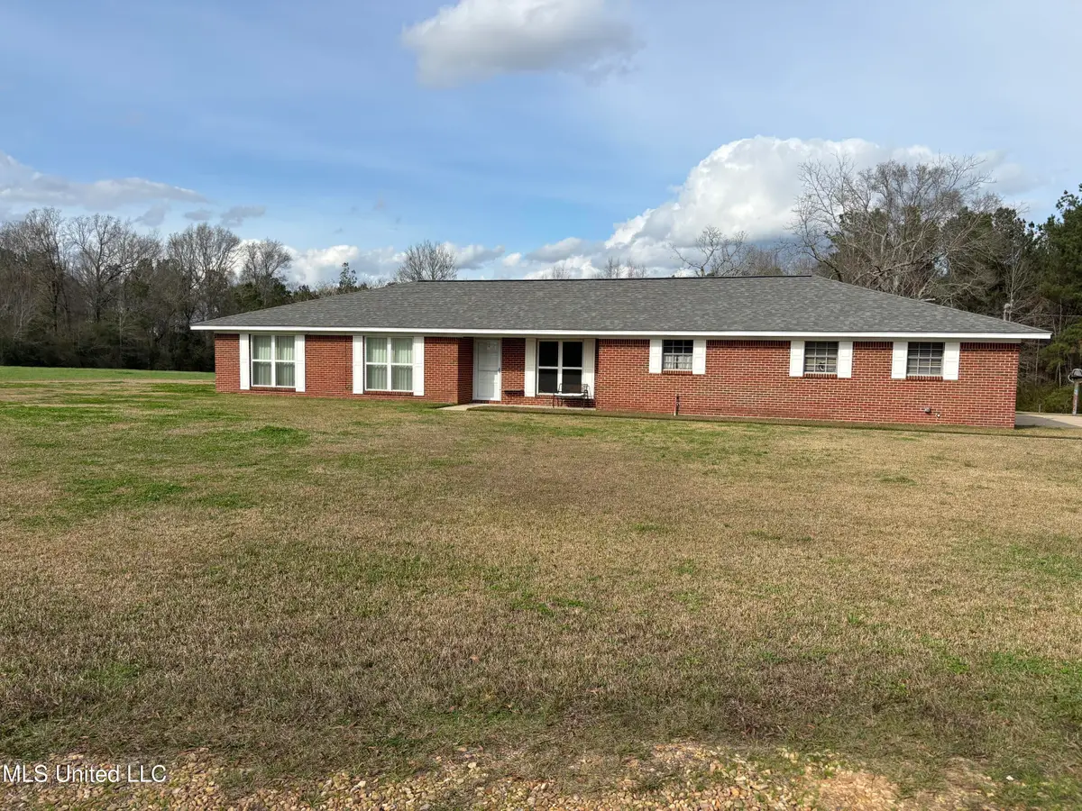 299 SE Bismark Road, Jayess, MS 39641 - #1