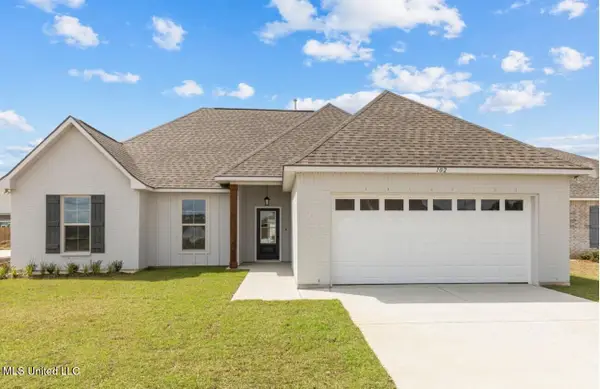 18 Eliza Lane, Long Beach, MS 39560