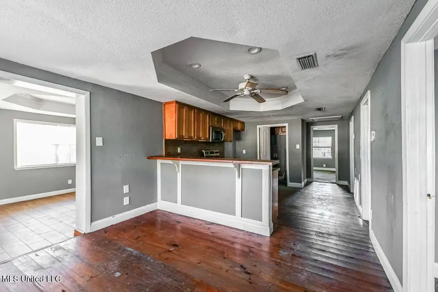 3827 Victor Street, Pascagoula, MS 39567 - #2