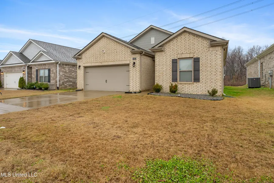 8865 Mary Frances Drive, Southaven, MS 38671 - Image #2