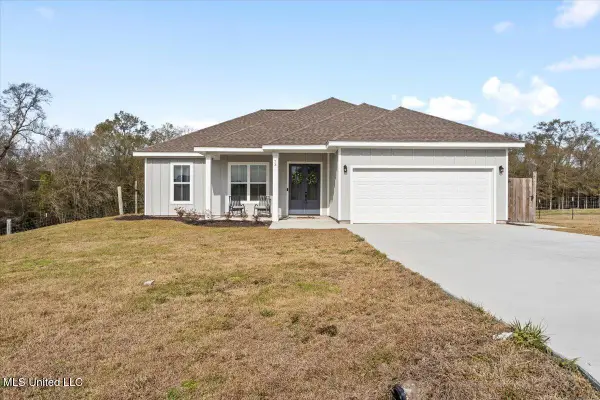 73 Theodore Drive, Poplarville, MS 39470