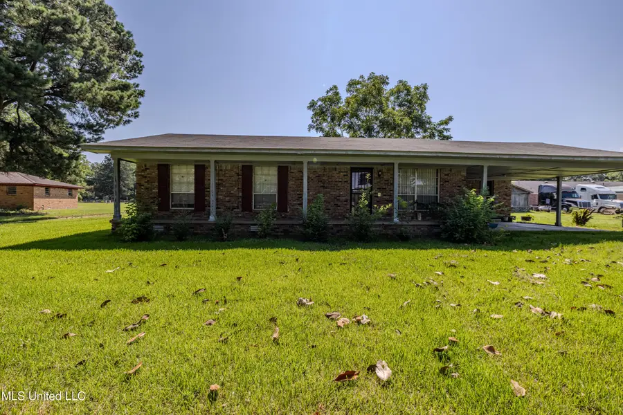 713 West Street, Coldwater, MS 38618 - #2