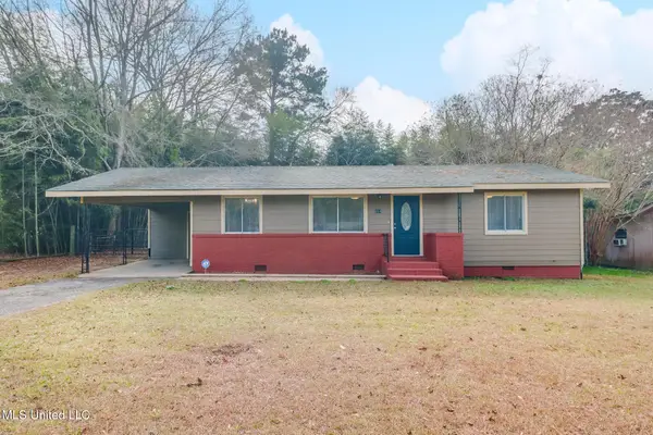 614 W Second Avenue, Wiggins, MS 39577