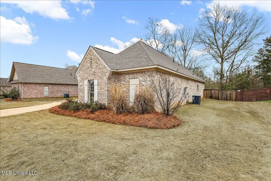 144 Porter Ridge Drive, Canton, MS 39046 - #2