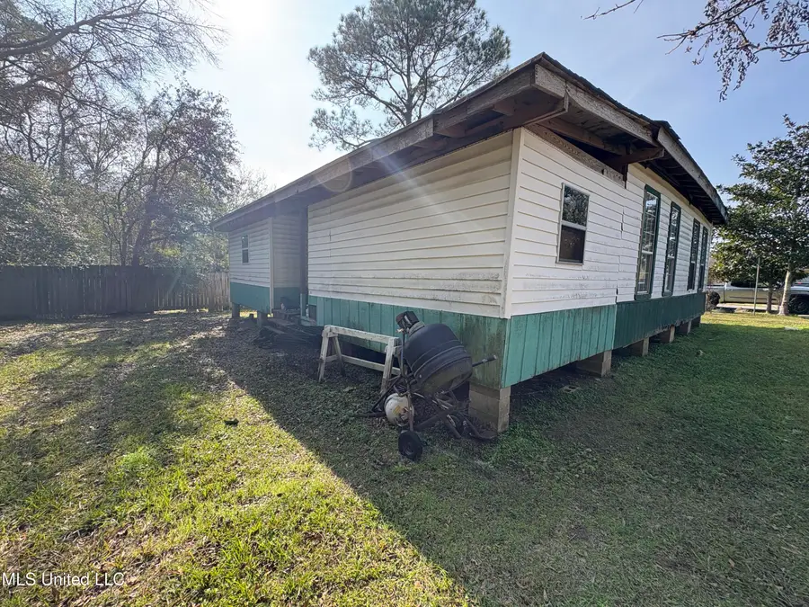 4802 Tanner Street, Moss Point, MS 39563 - Image #2