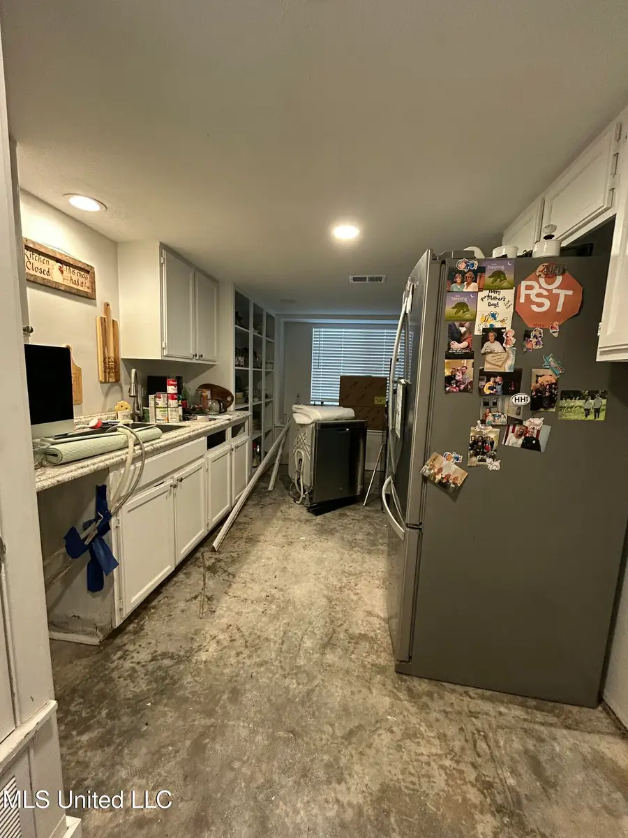 407 Lakebend Place, Brandon, MS 39042 - Image #2