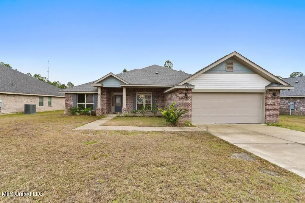 6205 Roxanne Way, Biloxi, MS 39532 - Image #1