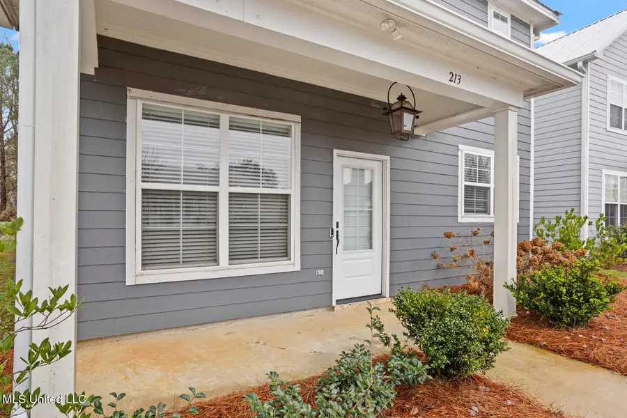 213 Grayson Place, Brandon, MS 39047 - Image #2