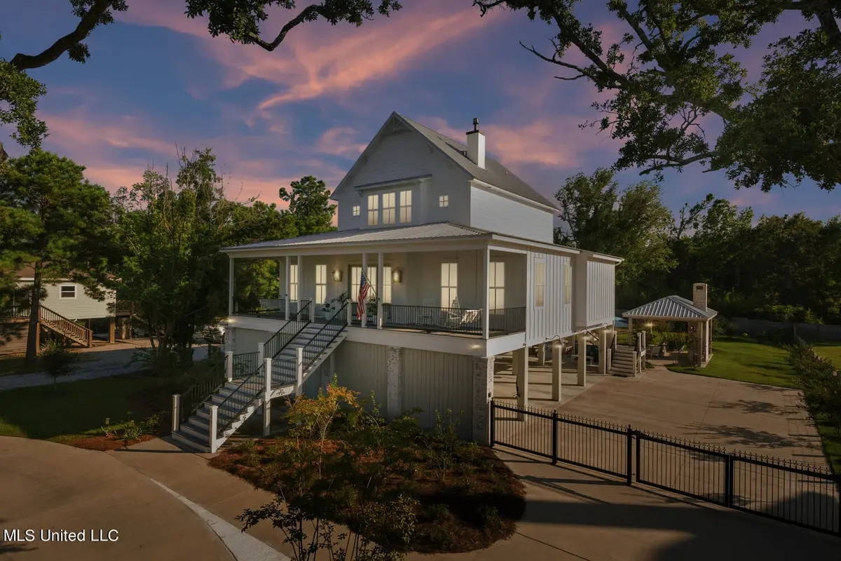 209 Nicholson Avenue, Waveland, MS 39576 - #1