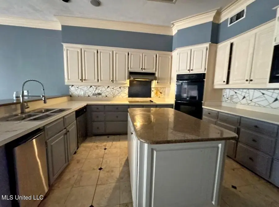 58 Robinwood Place, Jackson, MS 39211 - Image #3