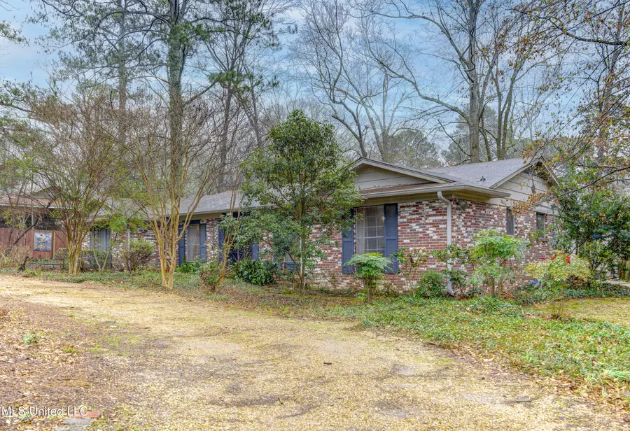 1735 Hillview Drive, Jackson, MS 39211 - Image #3
