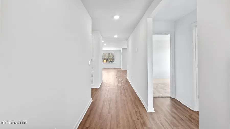 805 Fairway Avenue, Byram, MS 39272 - Image #3