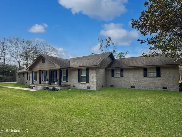 1404 Neal Road, Picayune, MS 39466