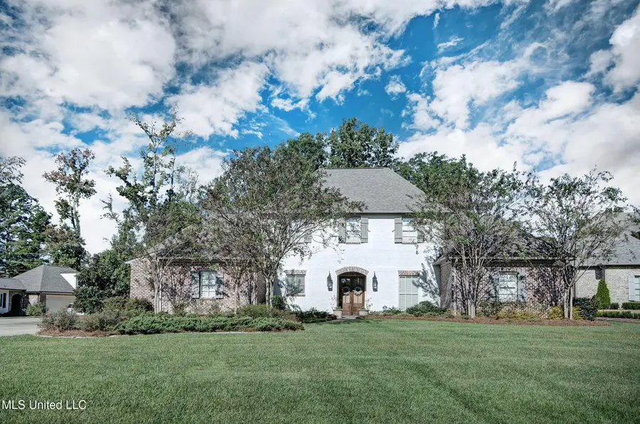 307 Natchez Court, Flowood, MS 39232 - Image #2