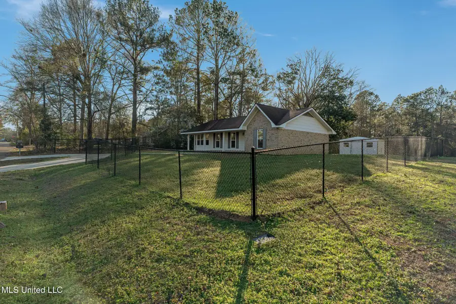 1013 Parker, Hattiesburg, MS 39402 - #2
