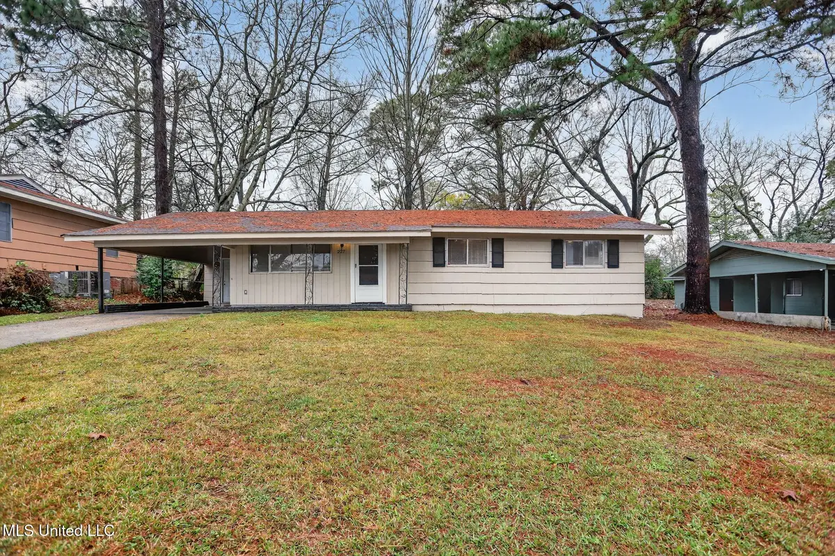 227 Queen Anne Lane, Jackson, MS 39209 - Image #1