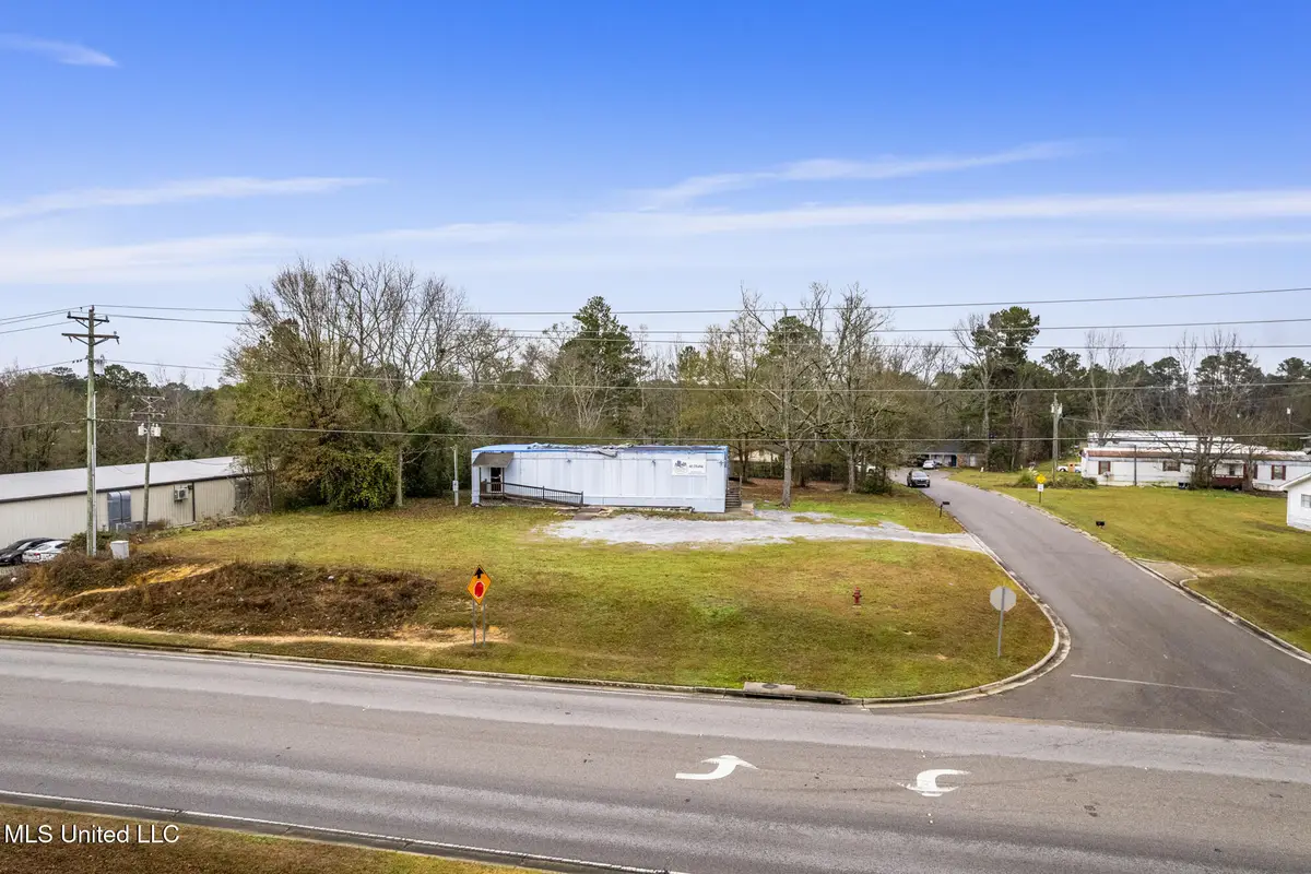 4805 W 4th Street, Hattiesburg, MS 39402 - Image #1