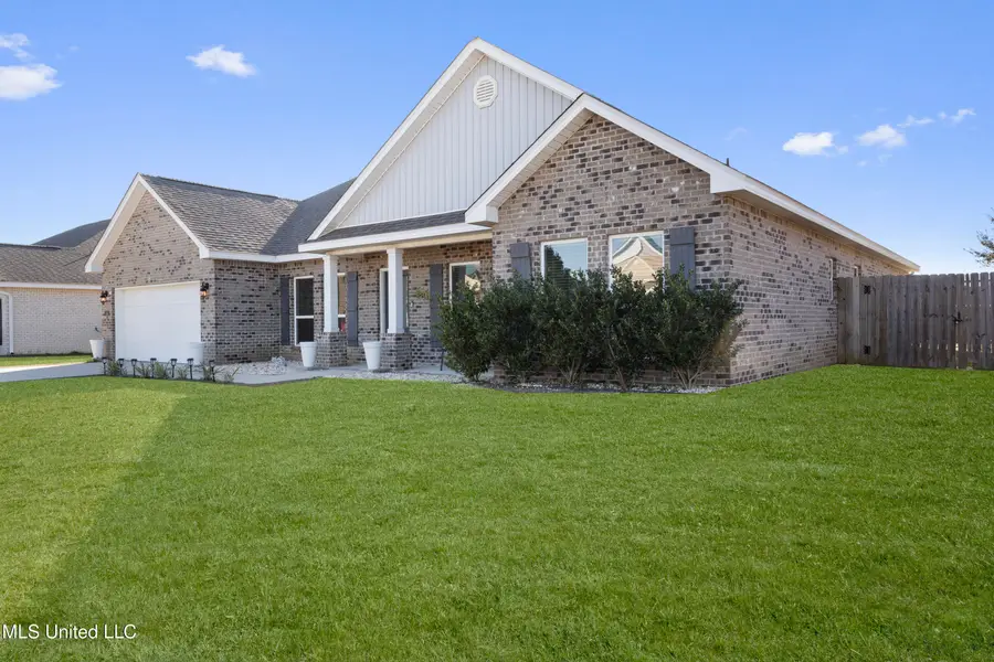 144 Saltmeadow Circle, Ocean Springs, MS 39564 - Image #2