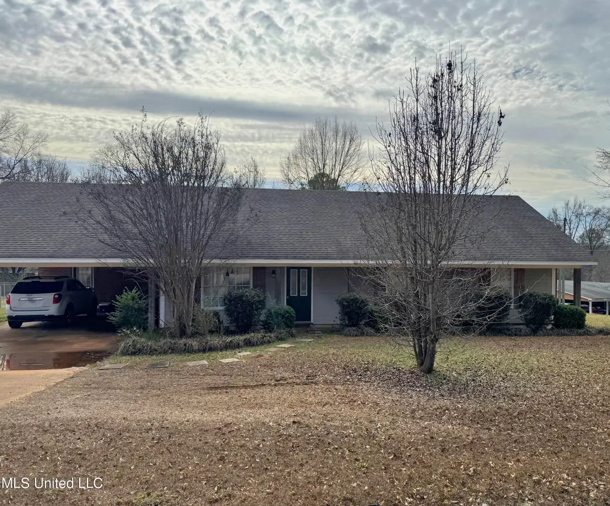 72 N Colby Lane, Columbus, MS 39702 - Image #1