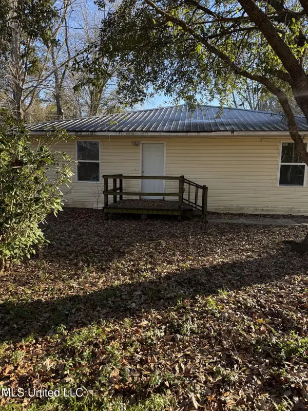 15283 5th Street, Gulfport, MS 39503