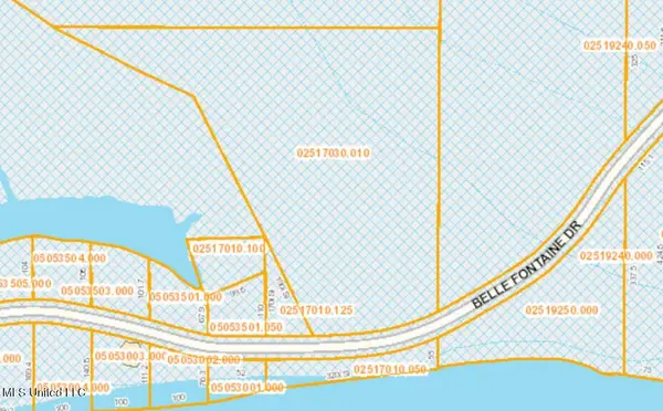 S Main And Belle Fountain Beach Street, Ocean Springs, MS 39564