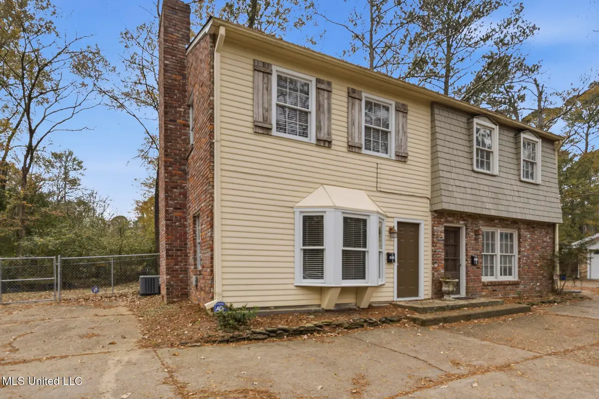 1817 Meadowbrook Road, Jackson, MS 39211 - Image #1