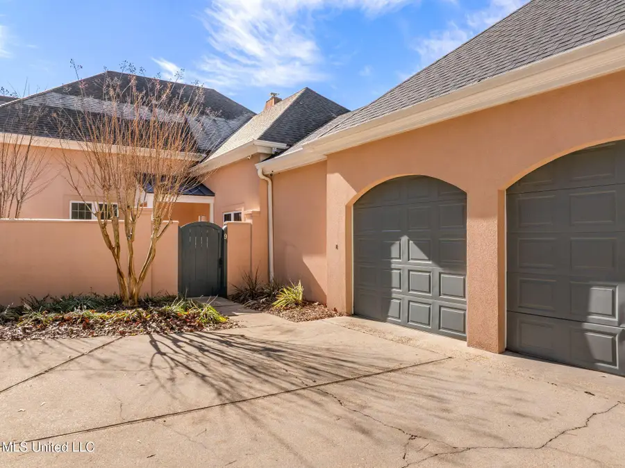 9 N Heron Cove, Hattiesburg, MS 39402 - Image #2