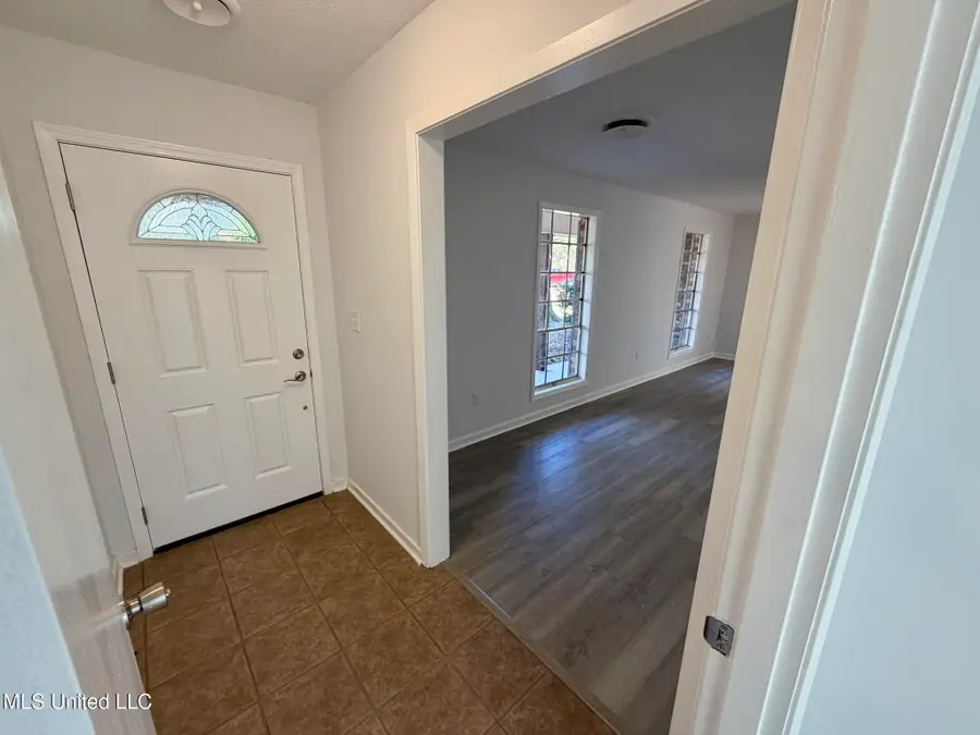 5828 Clubview Drive, Jackson, MS 39211 - Image #3