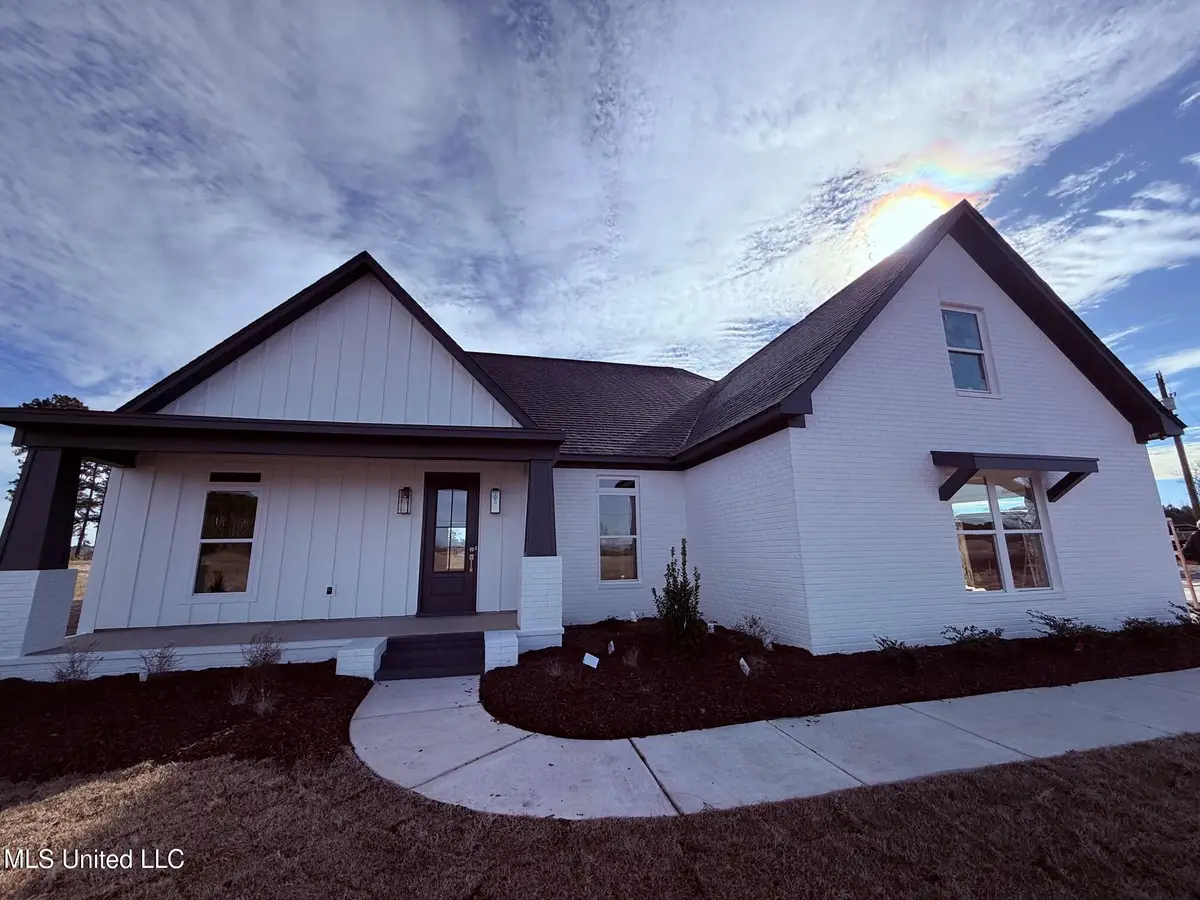 2435 Hilton Lane, Smithdale, MS 39664 - Image #1