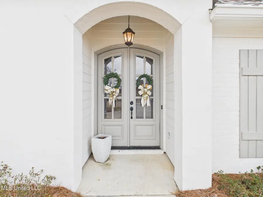 141 Fieldstone Lane, Madison, MS 39110 - Image #2