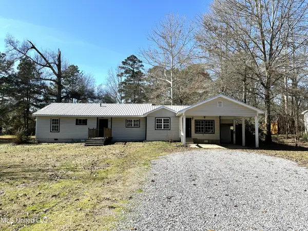 607 Hillsboro Street, Forest, MS 39074