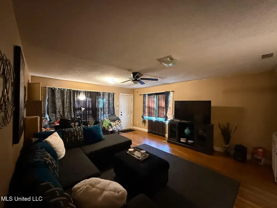 231 Decelle Street, Jackson, MS 39216 - Image #3