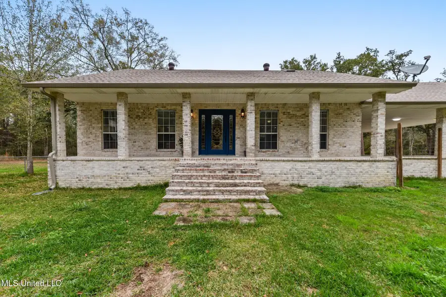 9091 Lark Street, Bay Saint Louis, MS 39520 - Image #2