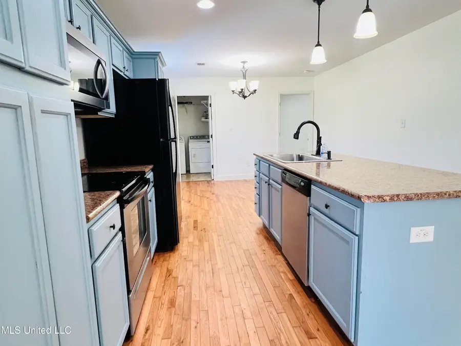 205 Jeff Davis Avenue, Waveland, MS 39576 - #3