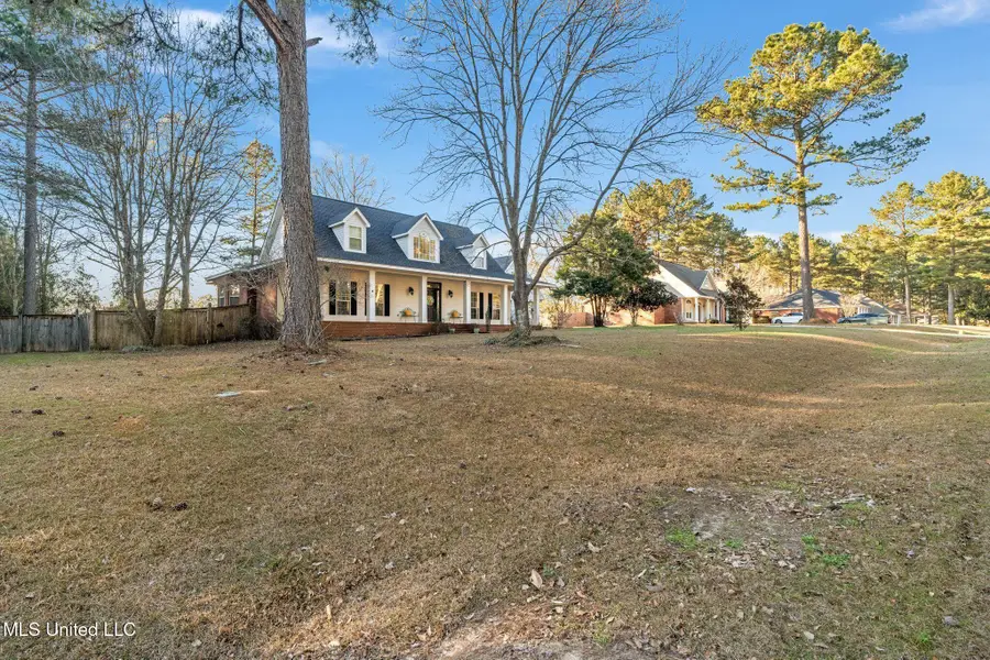 143 Red Roan Road, Hattiesburg, MS 39402 - Image #2