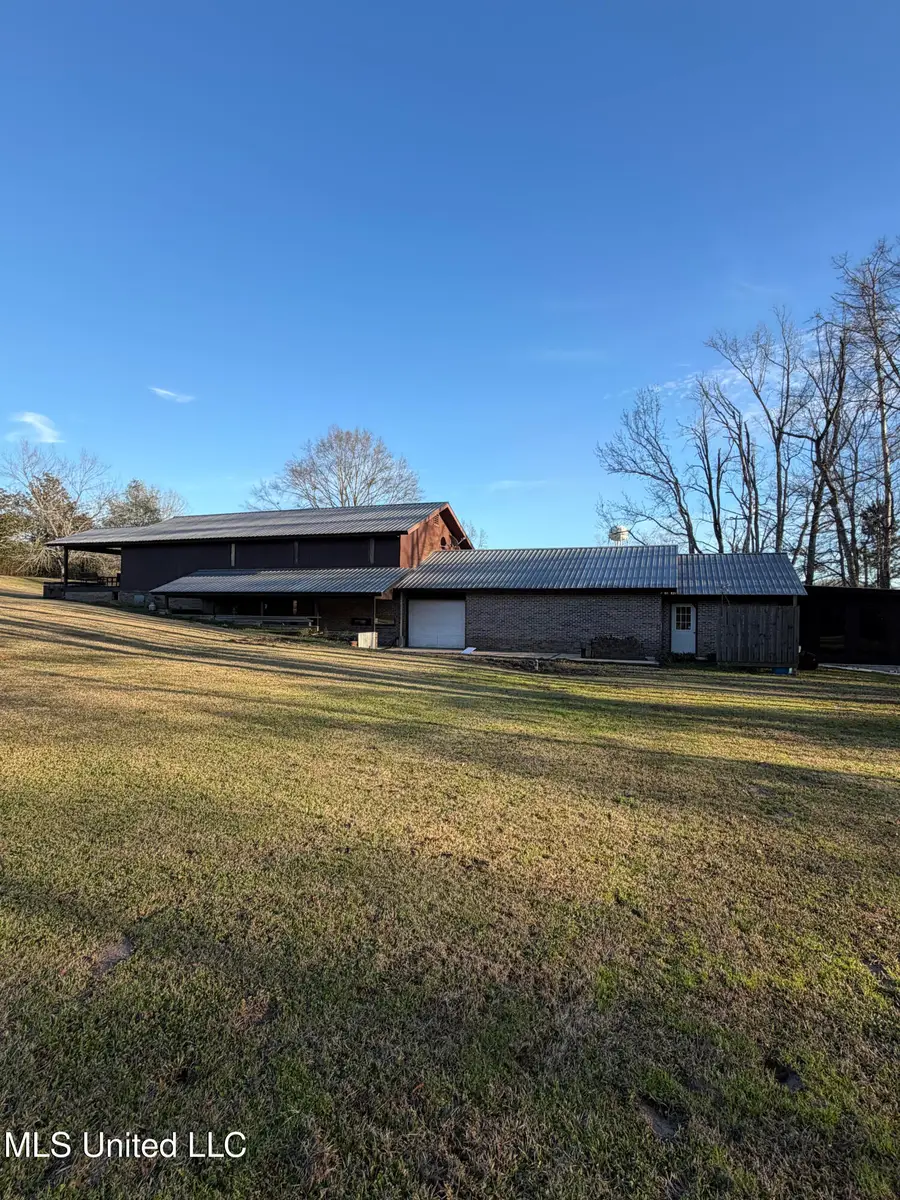 120 Barkwood Road, Carthage, MS 39051 - Image #3