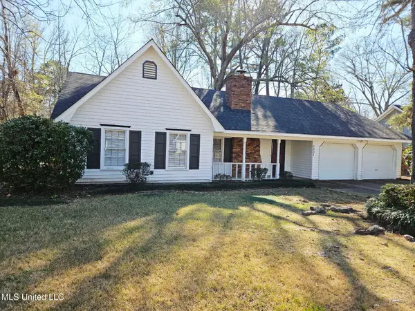 1431 Tracewood Drive, Jackson, MS 39211