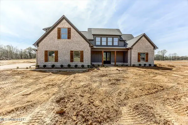 1593 Tributary Drive, Hernando, MS 38632