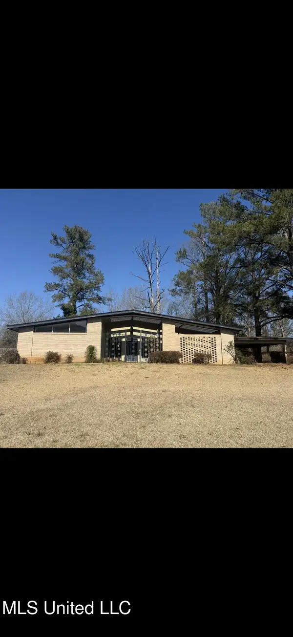 1268 Cooper Road, Jackson, MS 39212