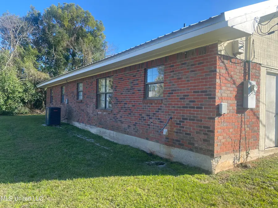 337 Saint George Street, Bay Saint Louis, MS 39520 - #2