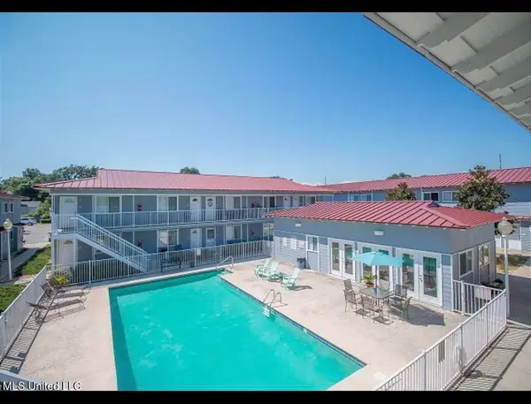 1664 Beach Boulevard, Biloxi, MS 39531