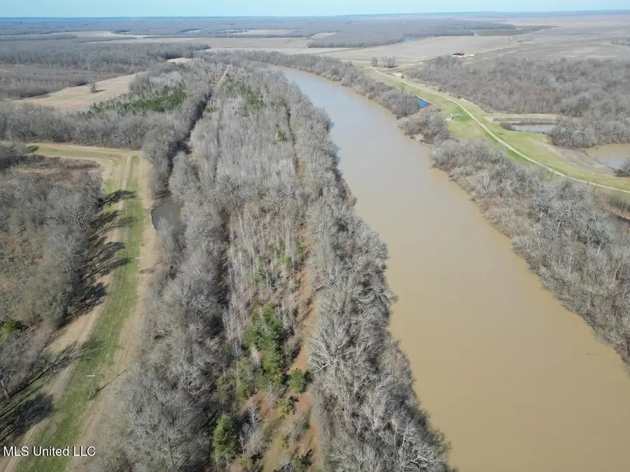 165 Mitchell Road, Jonesville, LA 71343 - #2